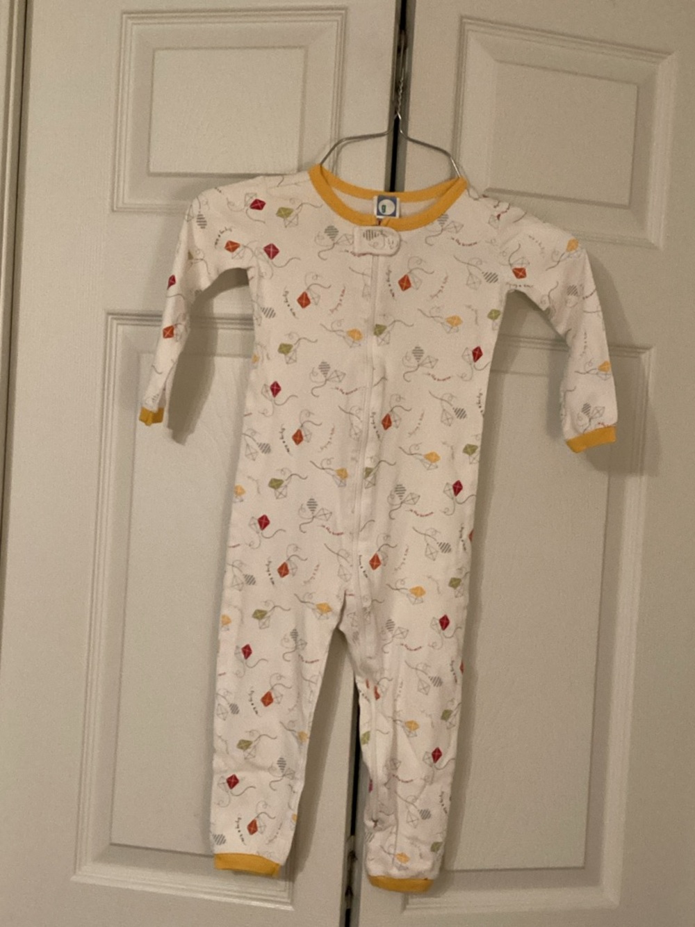 Gymboree White  One-Piece with Colorful Kite Print EUC Size 3T Unisex